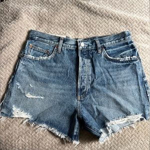 NEW W/ TAGS AGOLDE DEE SHORTS IN TURMOIL